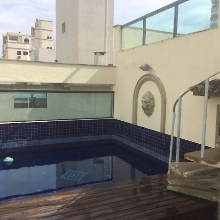Cobertura Triplex Na Praia Da Enseada Гуаружа Екстериор снимка