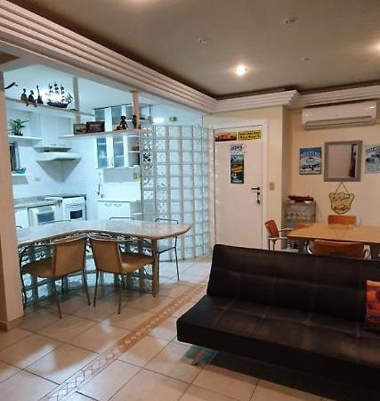Cobertura Triplex Na Praia Da Enseada Гуаружа Екстериор снимка