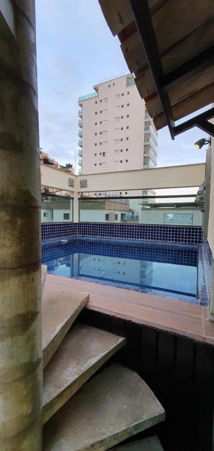 Cobertura Triplex Na Praia Da Enseada Гуаружа Екстериор снимка