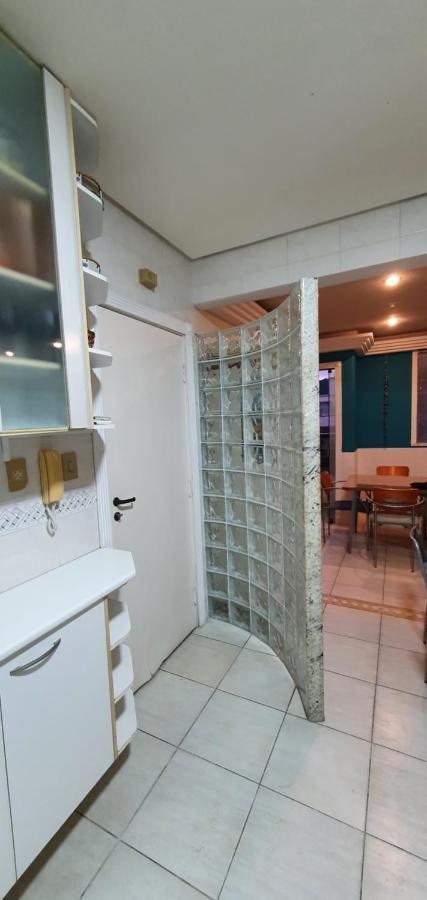 Cobertura Triplex Na Praia Da Enseada Гуаружа Екстериор снимка