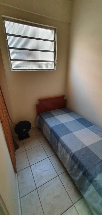 Cobertura Triplex Na Praia Da Enseada Гуаружа Екстериор снимка